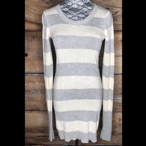 Abercrombie & Fitch Gray Ivory Stripe Sweater